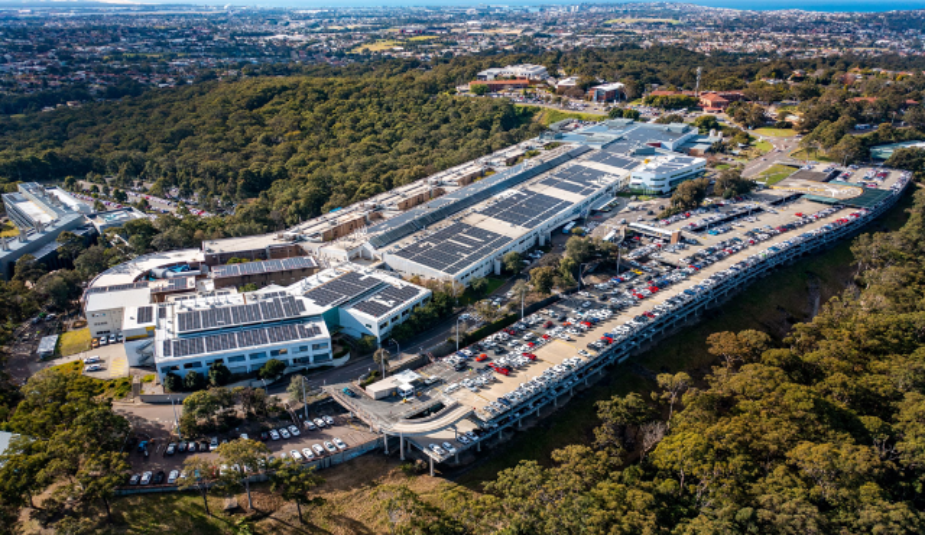 Aerial view of John Hunter hospital in Newcastle which has solar panels on its rooftops